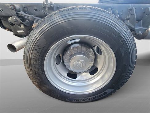 New 2026 RAM 5500 Tradesman w/ Chrome Appearance Group image 8