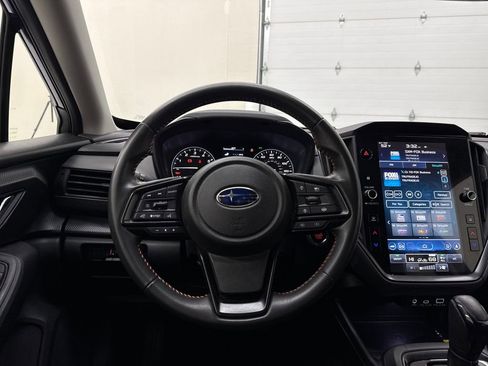 Used 2024 Subaru Crosstrek 2.5i Limited w/ Crosstrek Mirror Package image 14