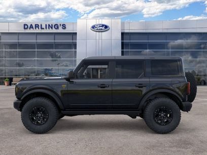 New 2026 Ford Bronco Badlands w/ Wildtrak Package