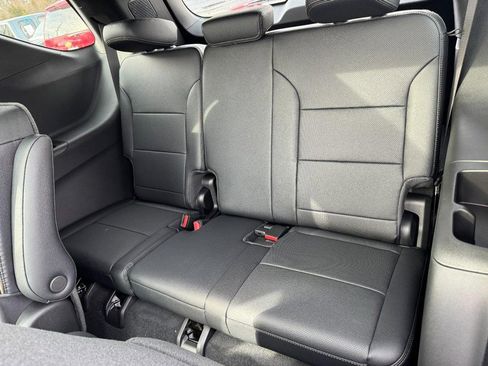 New 2026 Chevrolet Traverse High Country image 9