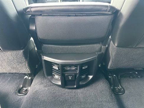 Used 2024 RAM 2500 Laramie w/ Safety Group AWD/4WD image 40