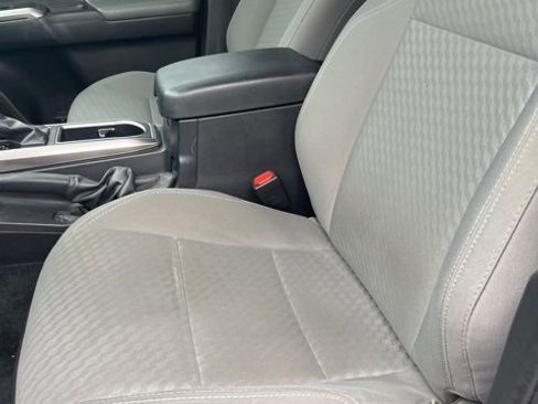 Used 2022 Toyota Tacoma SR5 image 13