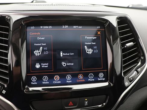 Used 2022 Jeep Cherokee Limited image 21