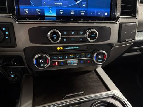 Used 2022 Ford F350 Lariat w/ Lariat Value Package AWD/4WD image 13