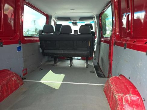 Used 2014 Mercedes-Benz Sprinter 2500 image 6