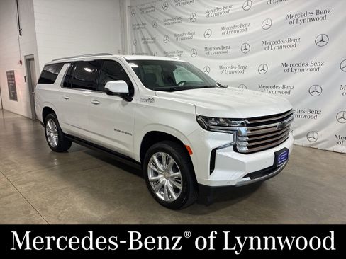 Used 2022 Chevrolet Suburban High Country w/ Max Trailering Package image 1