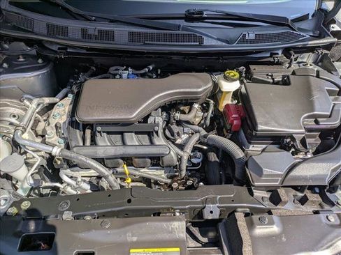 Used 2018 Nissan Rogue Sport S image 21