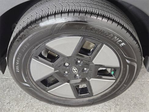 Used 2024 Hyundai Santa Fe SEL image 13