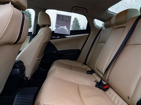 Used 2017 Honda Civic Touring image 27