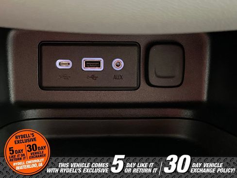 Used 2019 Chevrolet Equinox LS w/ LS Convenience Package FWD image 27