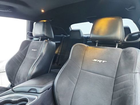 Used 2016 Dodge Challenger SRT Hellcat image 18