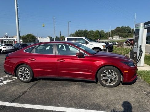 Used 2023 Hyundai Sonata SEL FWD image 8