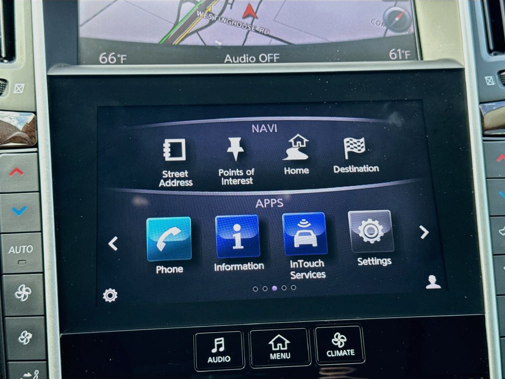 Used 2018 INFINITI Q50 Luxe w/ Essential Package (3.0T Luxe) AWD/4WD image 17