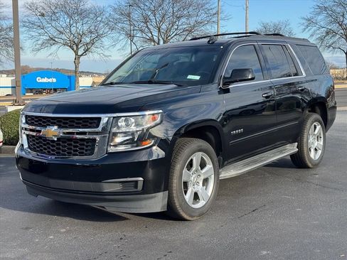 Used 2019 Chevrolet Tahoe LS w/ All-Season Package image 7
