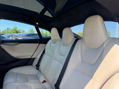 Used 2021 Tesla Model S Long Range Plus AWD/4WD image 23