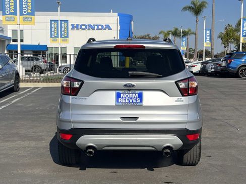 Used 2018 Ford Escape SE w/ SE Sync 3 Package image 23