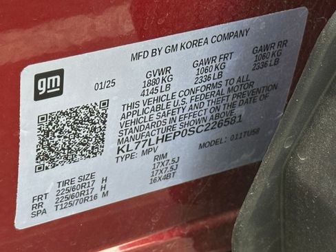 Used 2025 Chevrolet Trax LT image 27