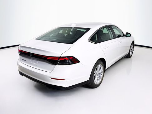 Used 2025 Honda Accord LX image 29