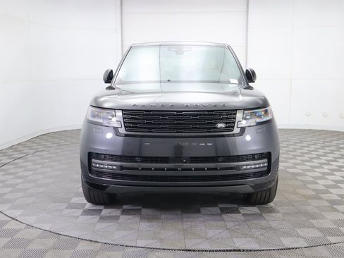 New 2026 Land Rover Range Rover SE image 2