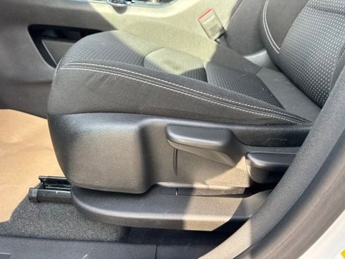 Used 2024 GMC Terrain SLE w/ Elevation Edition FWD image 11