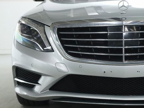 Used 2016 Mercedes-Benz S 550 4MATIC Sedan image 6