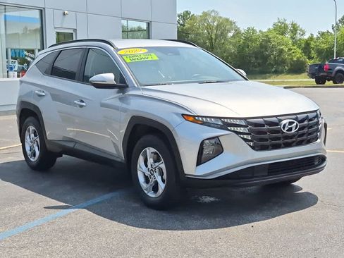 Used 2022 Hyundai Tucson SEL AWD/4WD image 2