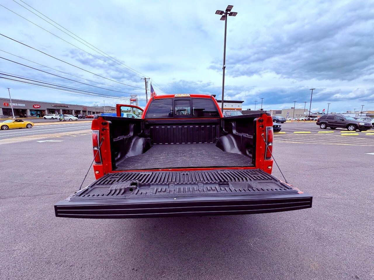 Used 2010 Ford F150 Raptor AWD/4WD image 29
