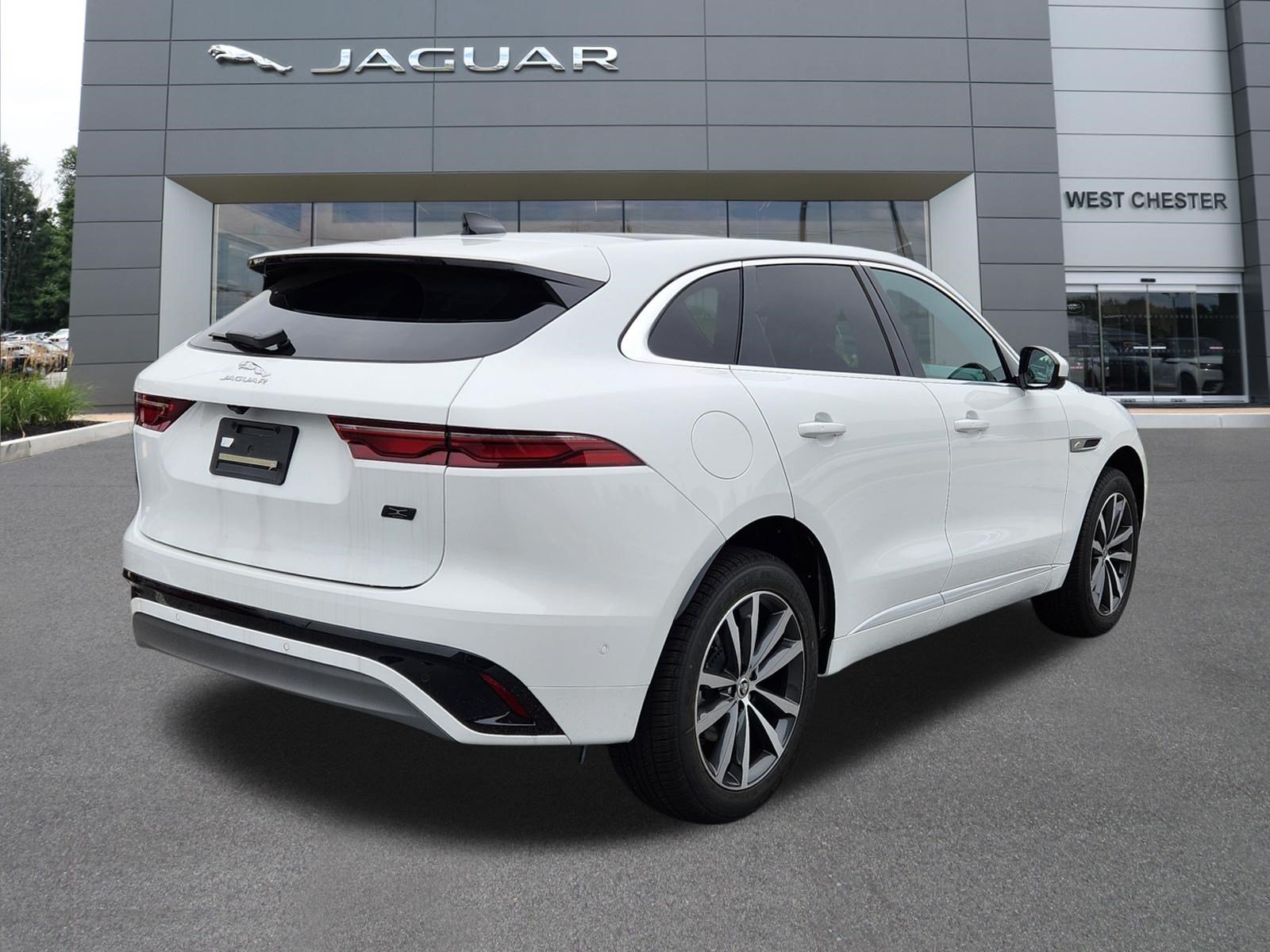 New 2026 Jaguar F-PACE R-Dynamic S AWD/4WD image 4