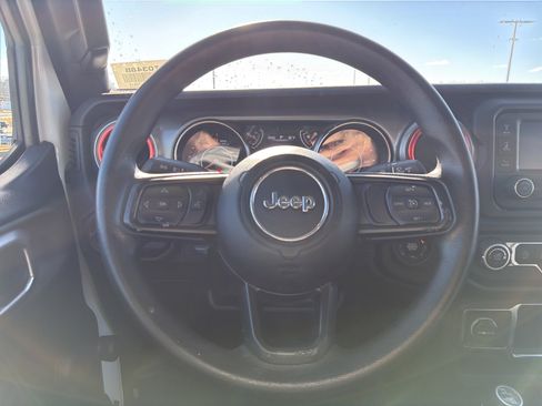 Used 2021 Jeep Wrangler Unlimited Sport image 18