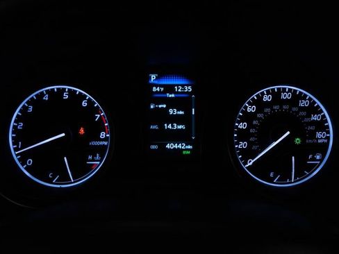 Used 2024 Toyota Camry SE FWD image 16
