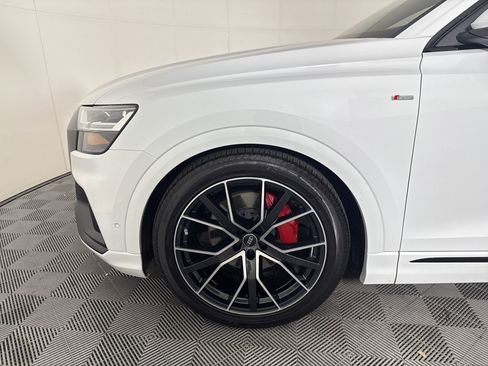 Used 2022 Audi Q8 Premium Plus AWD/4WD image 12