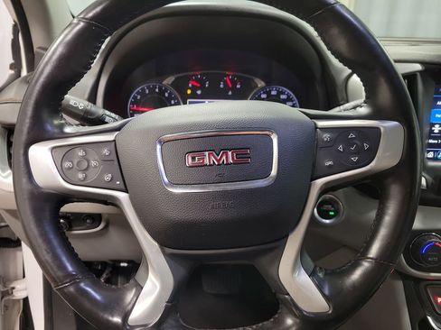 Used 2020 GMC Terrain SLT w/ Preferred Package FWD image 20