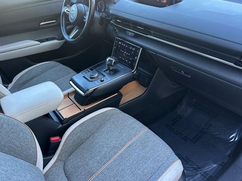 Used 2022 MAZDA MX-30 Electric w/ Premium Plus Pkg image 16