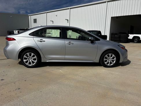 New 2026 Toyota Corolla LE image 8