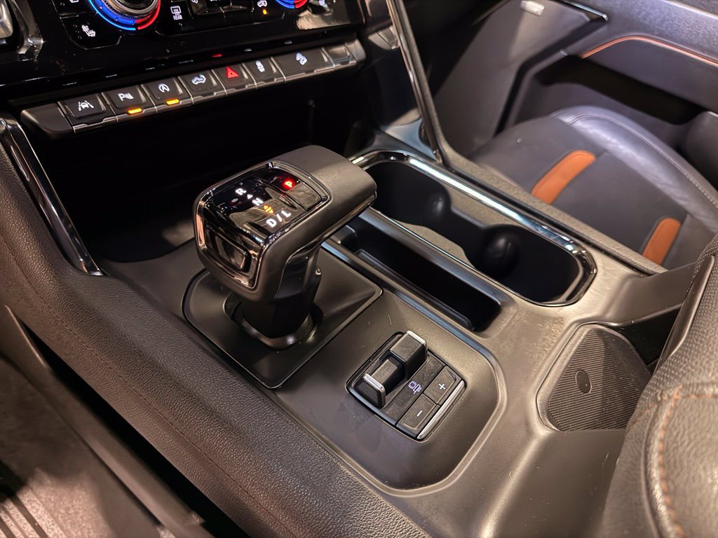 Used 2024 GMC Sierra 1500 AT4 w/ Technology Package AWD/4WD image 30
