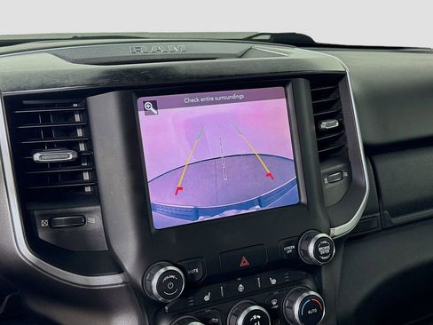 Used 2019 RAM 1500 Big Horn image 14