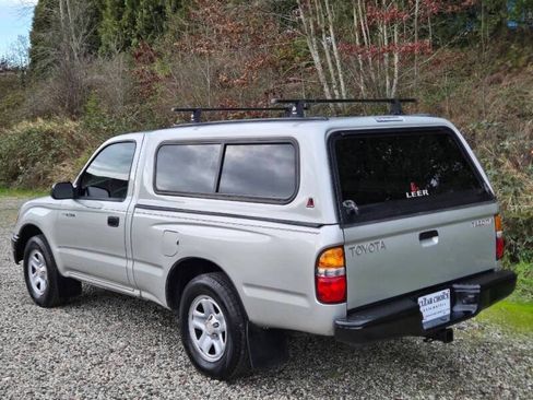 Used 2002 Toyota Tacoma 2WD Regular Cab image 8