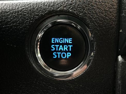 Used 2022 Toyota 4Runner TRD Off-Road Premium AWD/4WD image 34