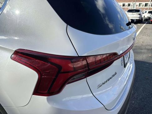 Used 2023 Hyundai Santa Fe Limited image 9