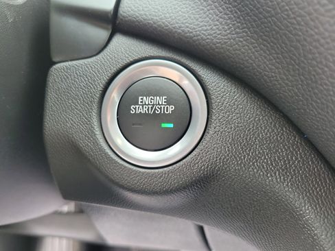 Certified 2024 Chevrolet Equinox LT FWD image 30