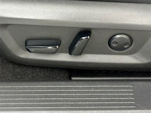 Certified 2023 Nissan Rogue SV image 12