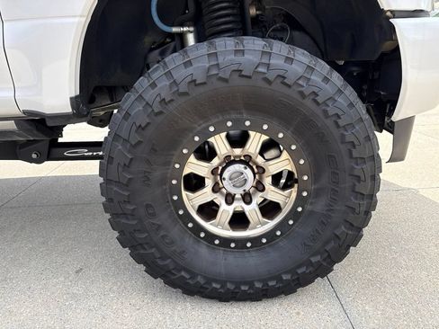Used 2019 Ford F350 Platinum w/ Platinum Ultimate Package AWD/4WD image 67