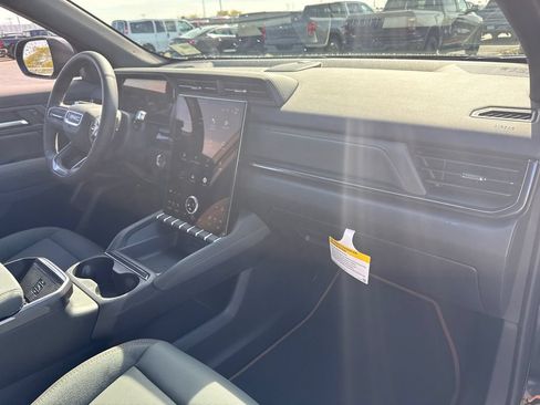 New 2026 GMC Terrain AT4 AWD/4WD image 40