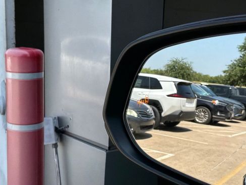 Used 2024 Toyota Tacoma SR5 RWD image 19