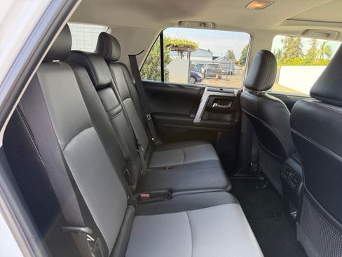 Used 2024 Toyota 4Runner SR5 Premium w/ Moonroof Package RWD image 20