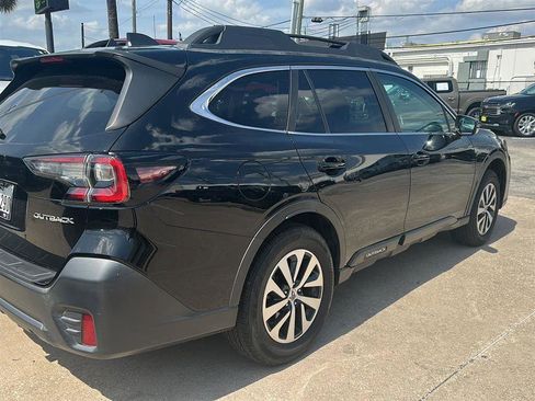Used 2021 Subaru Outback Premium AWD/4WD image 3