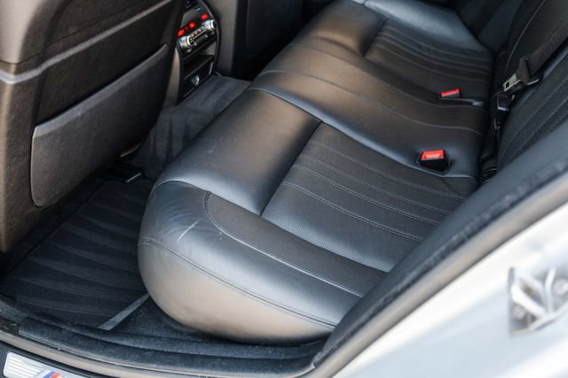 Used 2013 BMW M5 RWD image 65