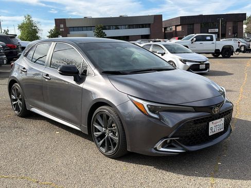 Used 2024 Toyota Corolla XSE image 3