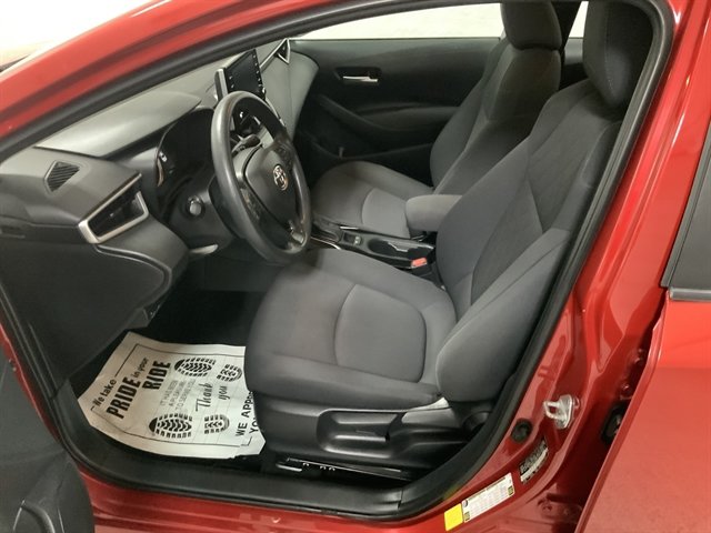 Used 2021 Toyota Corolla LE FWD image 13
