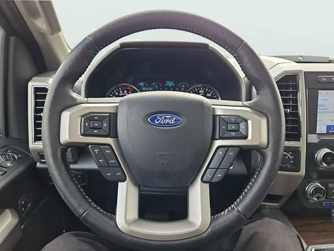 Used 2019 Ford F150 Lariat w/ Equipment Group 502A Luxury AWD/4WD image 29